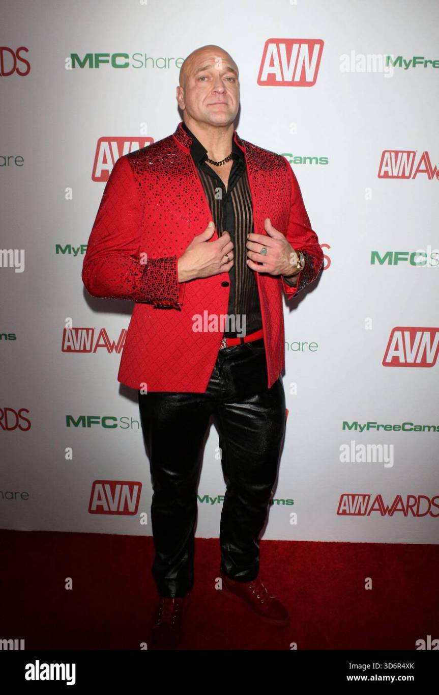 Landon Wearing Barabas Men at The AVN Awards