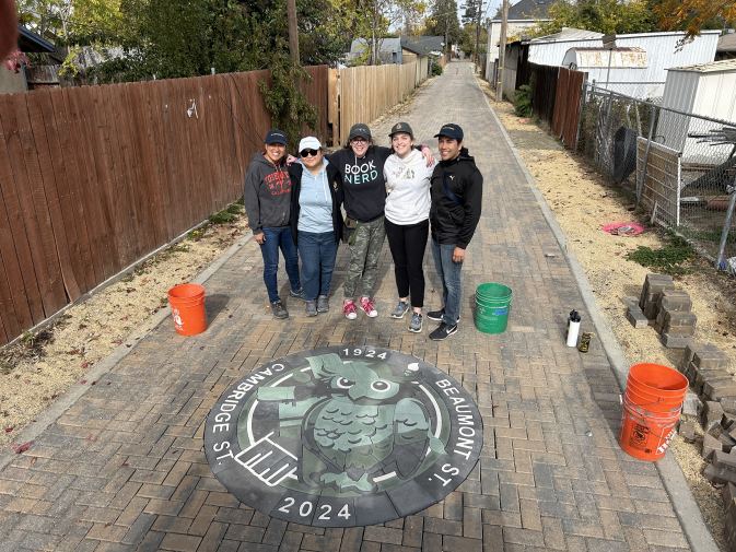 Volunteers From The University Of California State